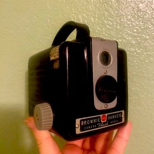 Vintage Kodak Brownie Hawkeye Camera Flash Model